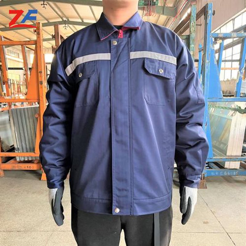 职场时尚新风向：个性定制让职业装更有品味